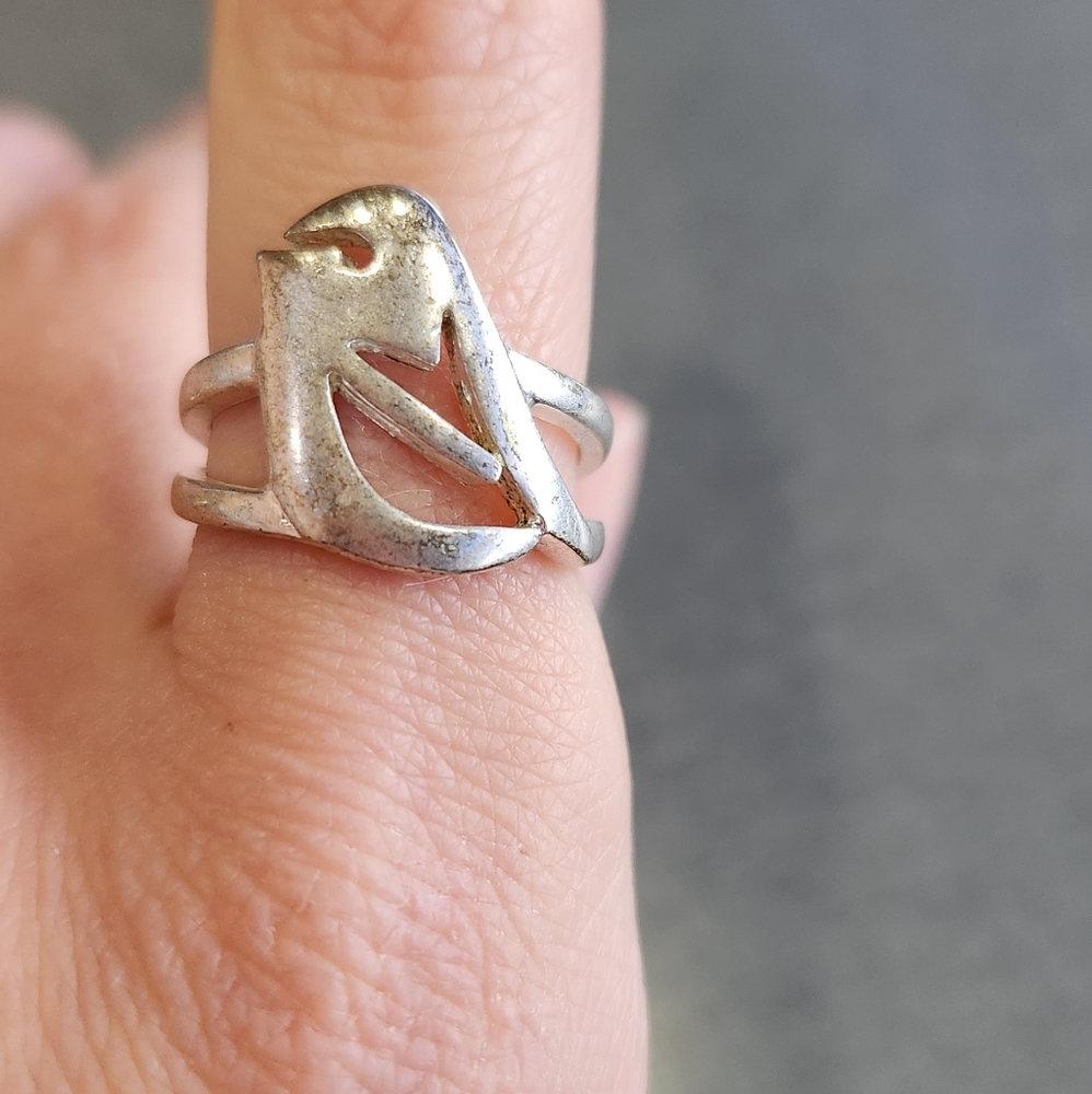 Silver tone ring